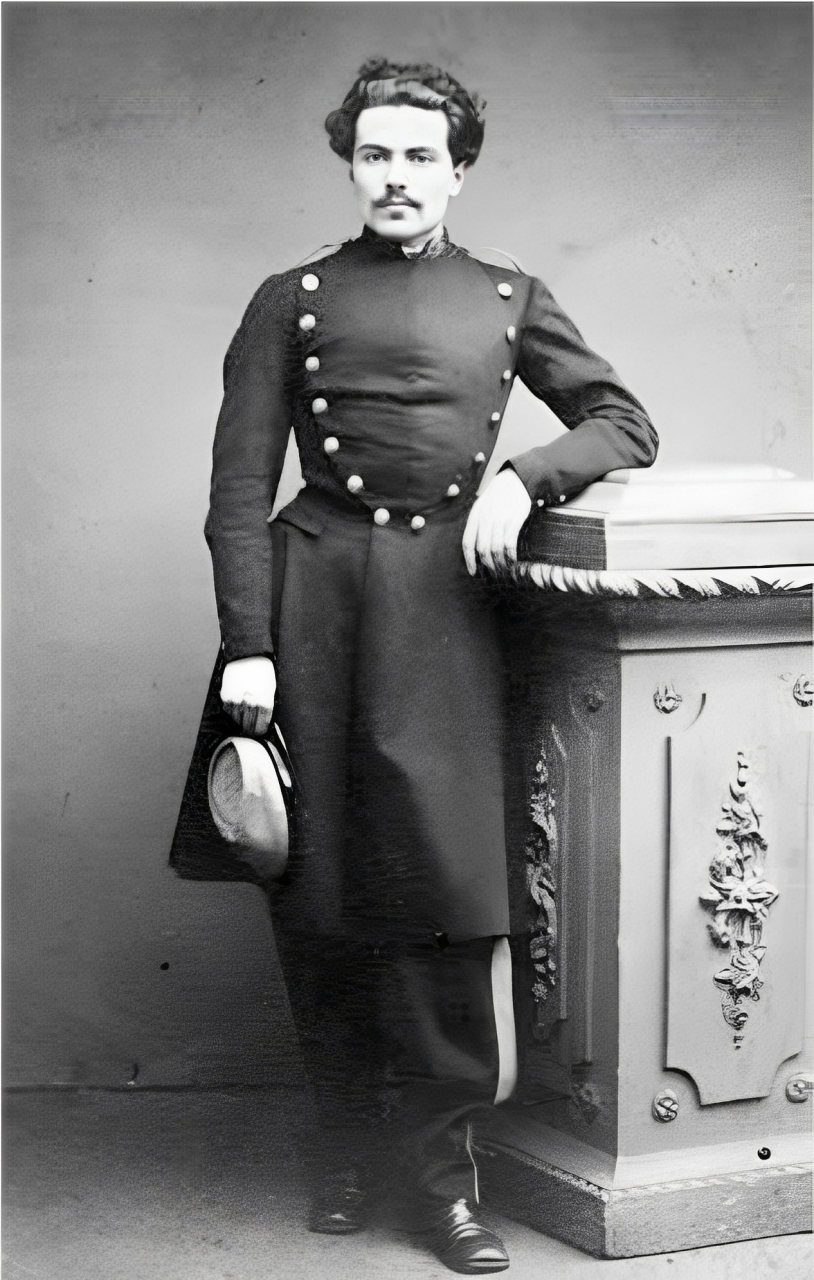 Stephen Czyszkowski con uniforme de la Escuela de Mineros